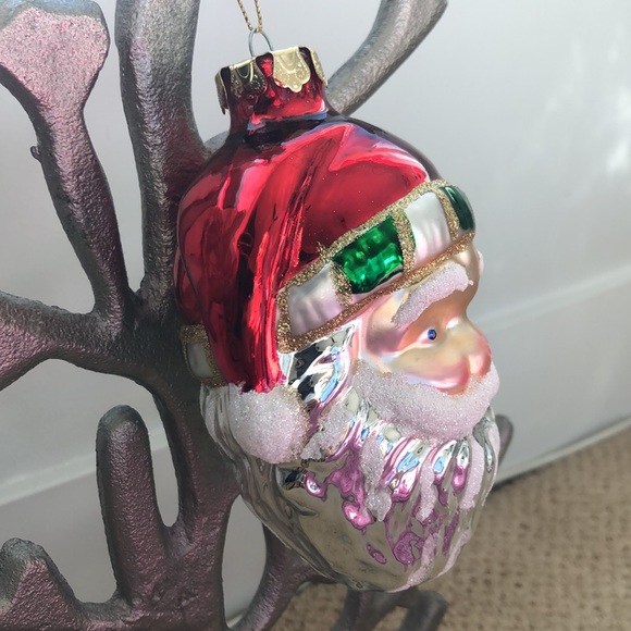 Vintage Oversized Santa Claus head glass ornament - Picture 2 of 4